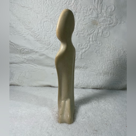 Vintage Kneeling Man Abstract Soapstone Carved Sculpture - Picture 2 of 5